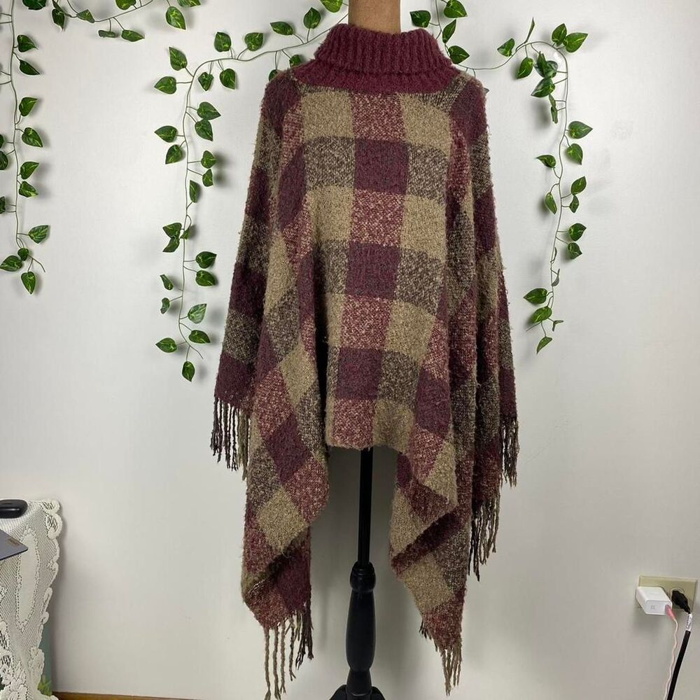 Plaid checkered burgundy poncho turtleneck fringe beige knit cottage fairy